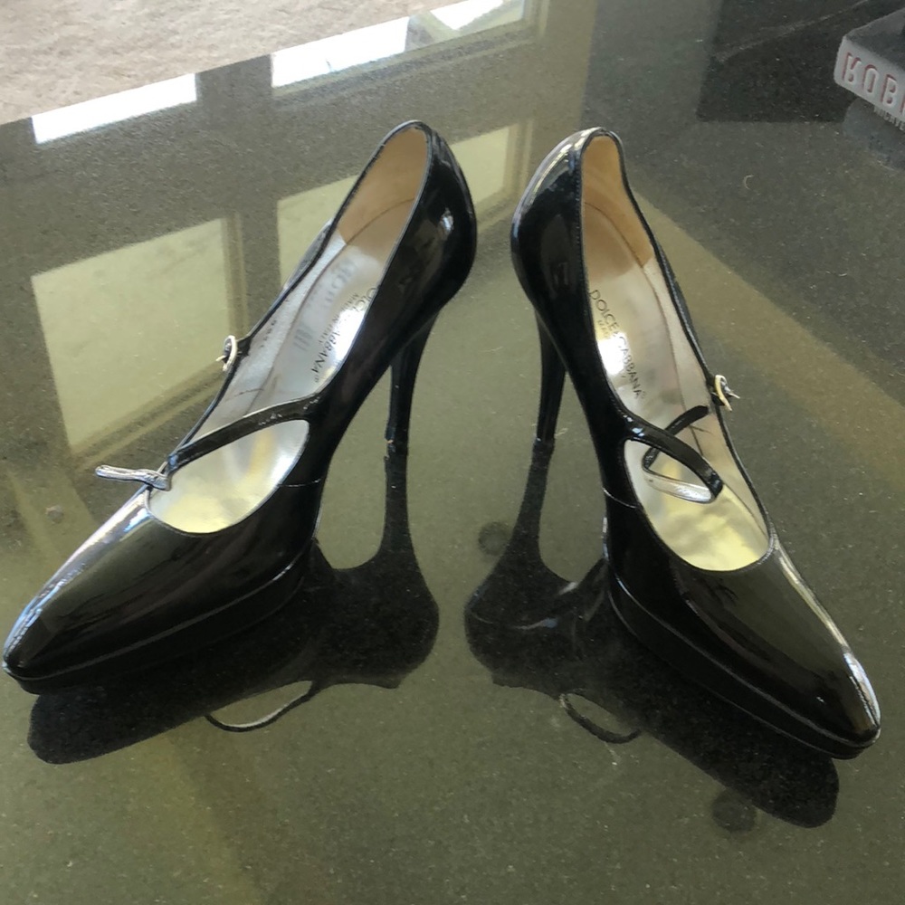 Dolce & Gabana - 6.5 - Black Patten Leather Heels